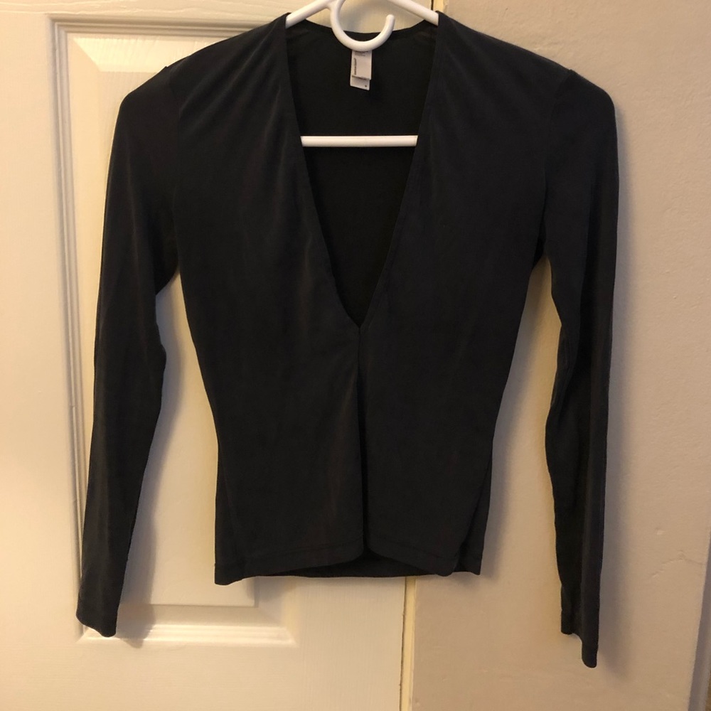 Classic AA V neck top